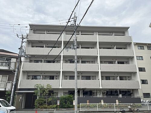 大阪府枚方市川原町 5階建