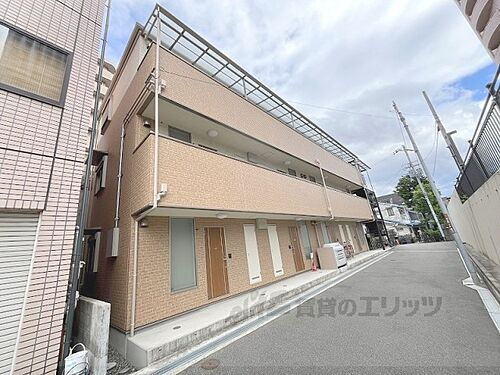 大阪府枚方市宮之阪１丁目 築7年10ヶ月 3階建