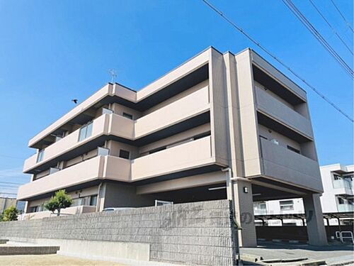 大阪府枚方市町楠葉１丁目 賃貸マンション