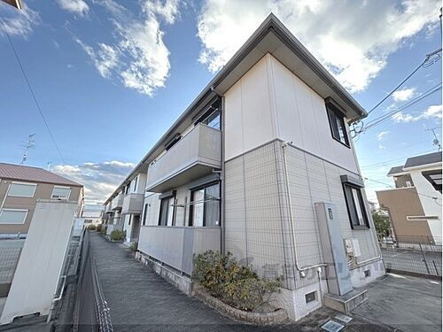 奈良県橿原市小槻町 2階建