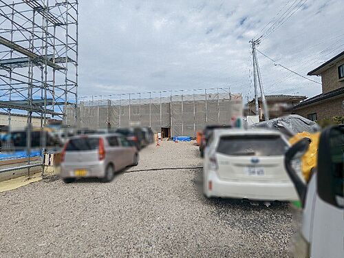 群馬県伊勢崎市山王町 2階建 