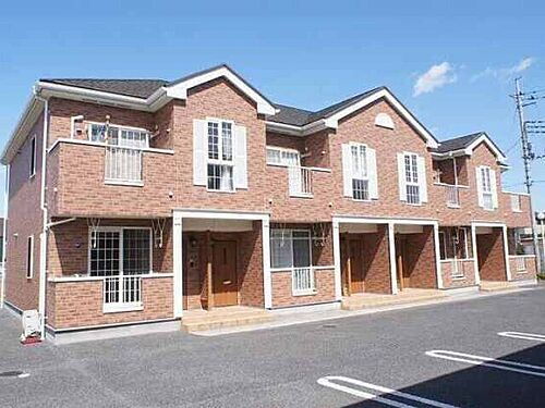 群馬県伊勢崎市市場町２丁目 2階建 築20年9ヶ月