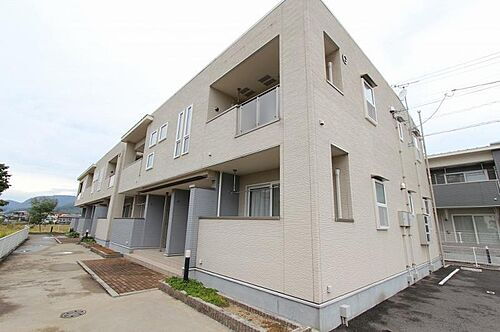 香川県高松市檀紙町 2階建 築18年