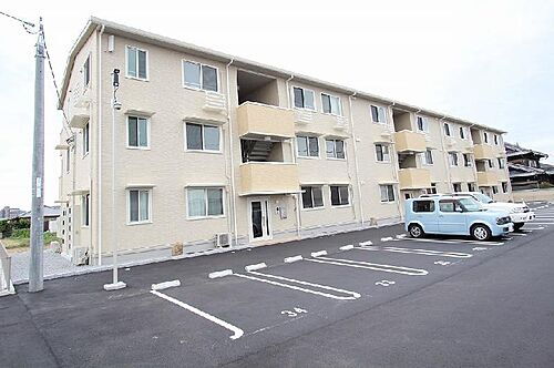 香川県高松市林町 3階建 築8年11ヶ月