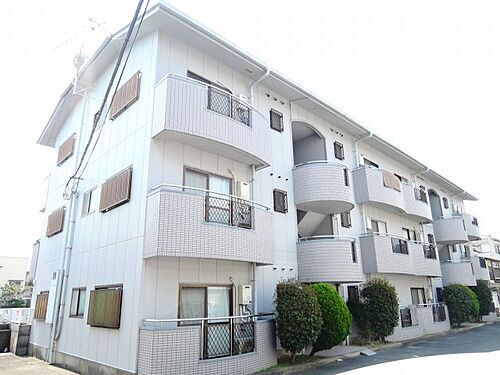 大阪府高槻市東五百住町２丁目 3階建 築32年7ヶ月
