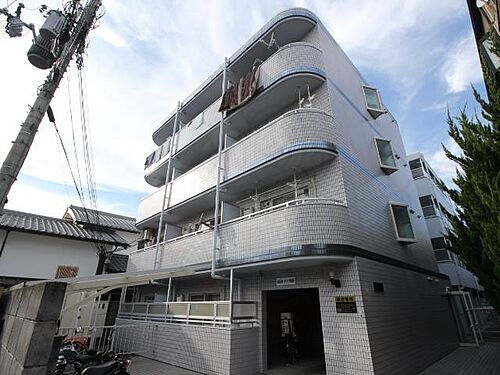 京都府京都市右京区太秦東蜂岡町 5階建