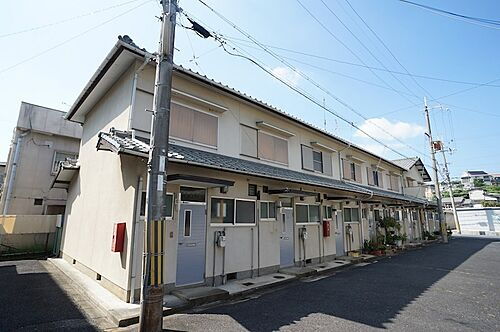 奈良県橿原市西池尻町 テラスハウス