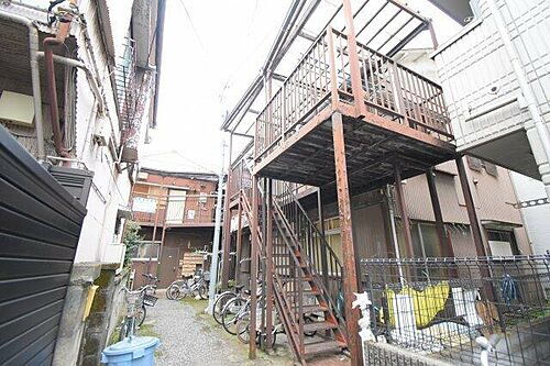 神奈川県川崎市川崎区貝塚２丁目 2階建 築50年6ヶ月
