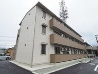 神奈川県横浜市神奈川区羽沢南1丁目 3階建 築4年2ヶ月