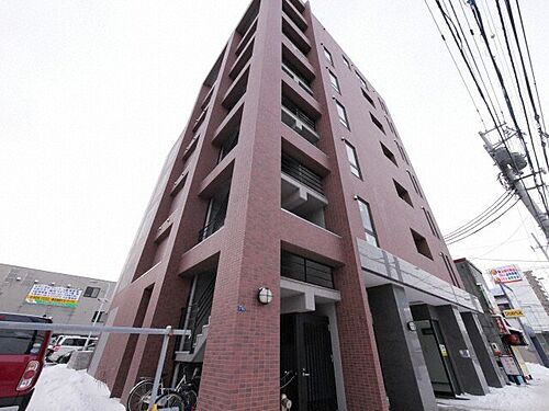 東十字街マンション 7階建