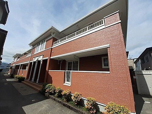 高知県高知市朝倉 2階建 築18年5ヶ月