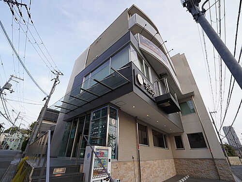 兵庫県神戸市東灘区御影郡家２丁目 4階建 築12年9ヶ月