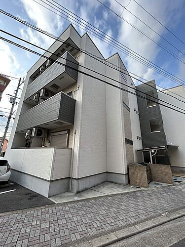 大阪府寝屋川市木田町 3階建 築6年8ヶ月