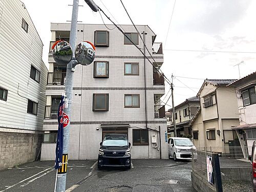 大阪府門真市上野口町 賃貸マンション