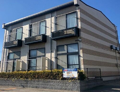 大阪府箕面市瀬川１丁目 2階建