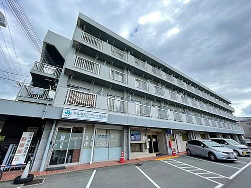 大阪府箕面市粟生間谷西３丁目 4階建 築44年11ヶ月