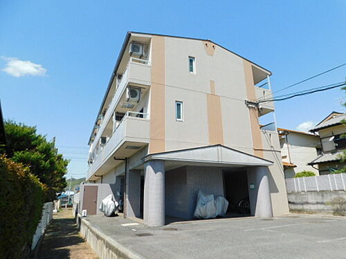 大阪府箕面市西小路１丁目 3階建
