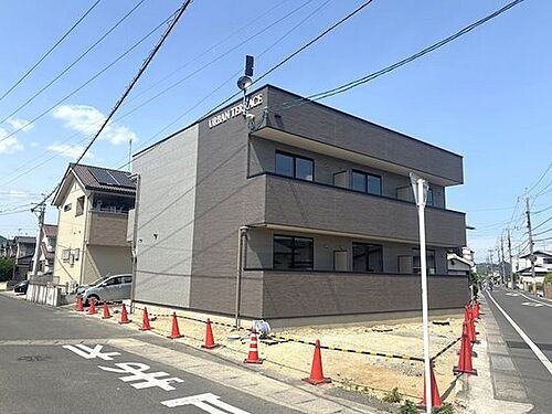 岡山県岡山市中区関 2階建
