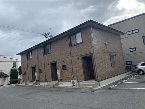 兵庫県姫路市西新在家３丁目 2階建