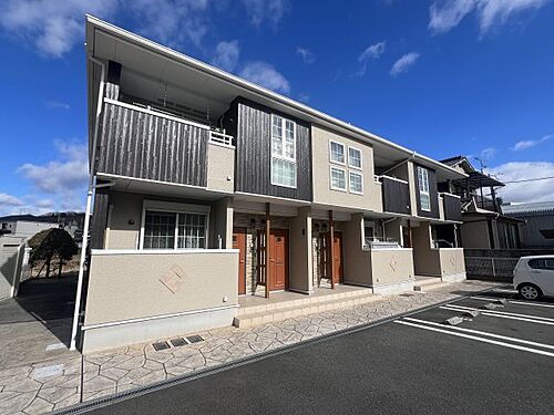 兵庫県三木市平田 賃貸アパート