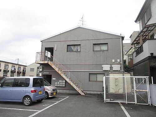 五十鈴ハイツ西館