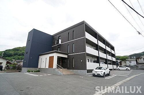 熊本県熊本市北区清水万石５丁目 3階建 築9年5ヶ月
