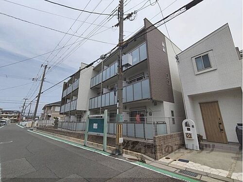 兵庫県尼崎市南武庫之荘８丁目 築8年6ヶ月 3階建