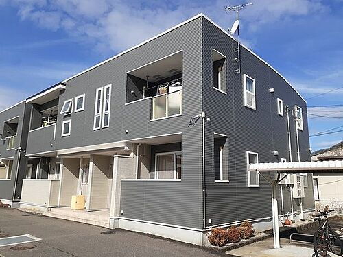 香川県高松市成合町 2階建 築18年5ヶ月