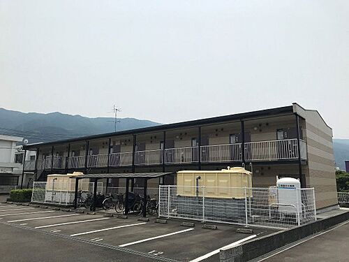 愛媛県四国中央市上柏町 2階建