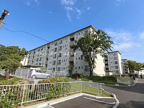 大阪府富田林市寺池台４丁目 賃貸マンション