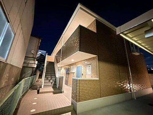 兵庫県川西市小花１丁目 賃貸アパート