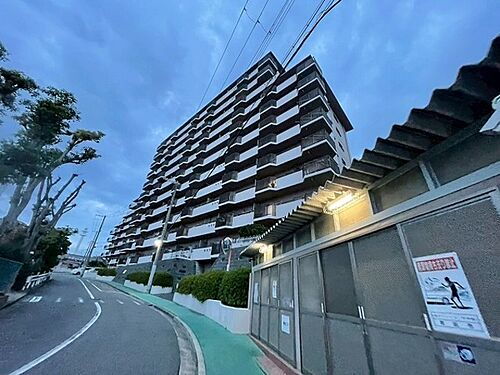 大阪府吹田市青葉丘北 賃貸マンション