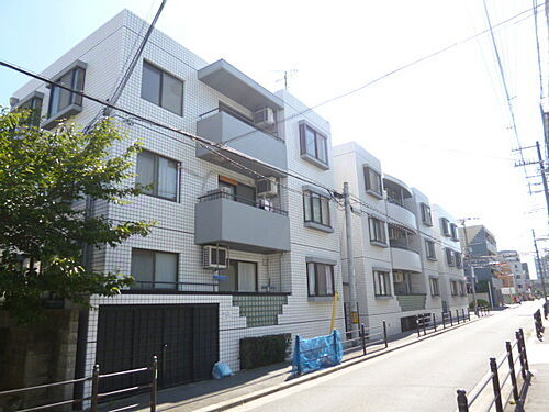 大阪府大阪市東淀川区小松４丁目 3階建 築41年4ヶ月