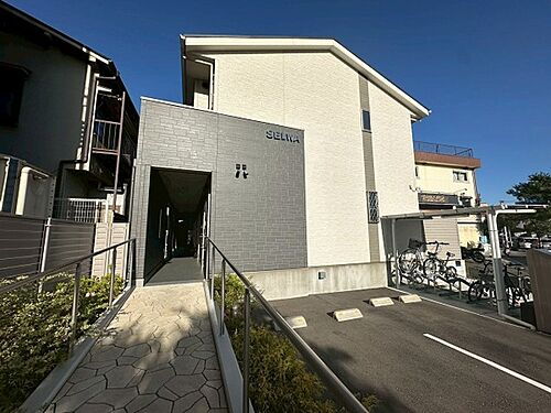 大阪府池田市空港１丁目 賃貸アパート