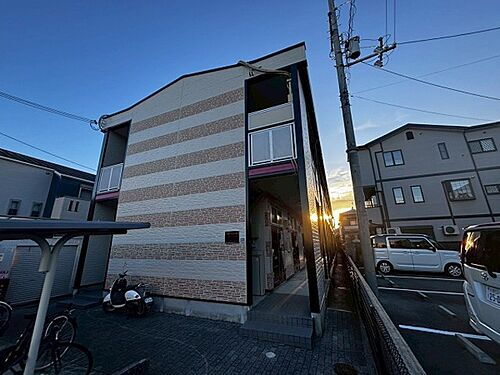 大阪府茨木市五十鈴町 2階建 築20年9ヶ月