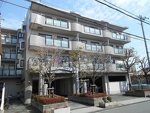 大阪府茨木市中河原町 築31年9ヶ月 4階建