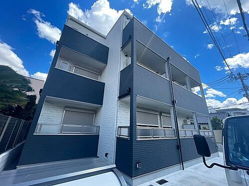 大阪府吹田市南正雀１丁目 築2年4ヶ月 3階建