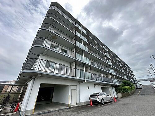 大阪府吹田市藤が丘町 賃貸マンション