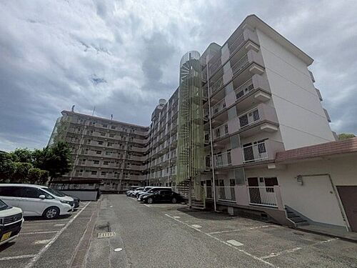 大阪府茨木市西河原２丁目 築33年9ヶ月 7階建