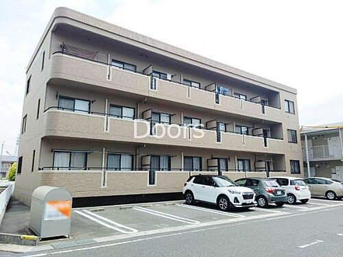 岡山県岡山市北区西長瀬 3階建 築18年6ヶ月