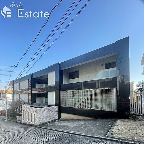 愛知県名古屋市千種区向陽町３丁目 3階建 築17年2ヶ月