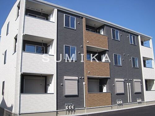 岡山県岡山市中区兼基 3階建 築11年10ヶ月