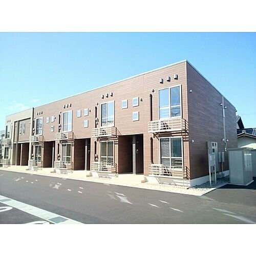 富山県富山市岩瀬文化町 賃貸アパート