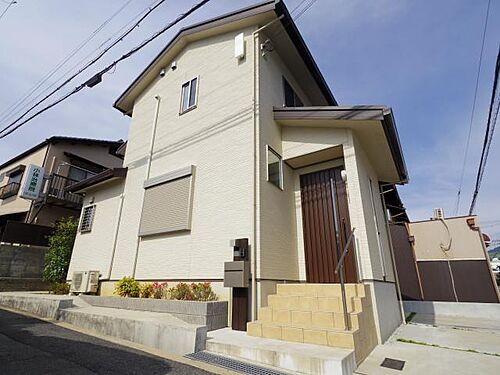 奈良県奈良市法蓮町 2階建 築8年2ヶ月
