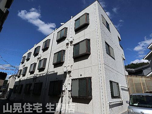 奈良県生駒市辻町 3階建 築32年6ヶ月