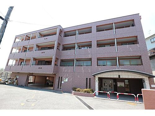奈良県奈良市富雄北２丁目 3階建 築30年2ヶ月
