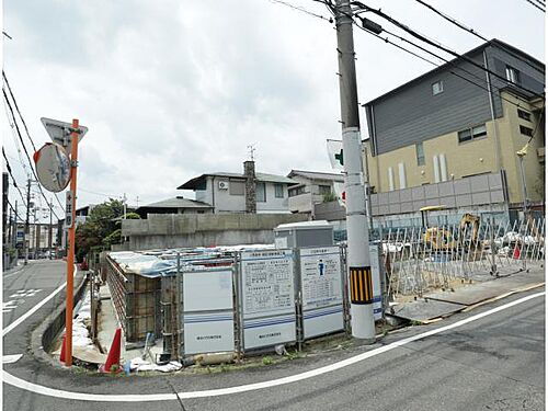 奈良県奈良市学園北１丁目 3階建