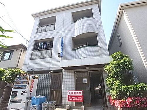 奈良県大和高田市三和町 3階建 築30年3ヶ月