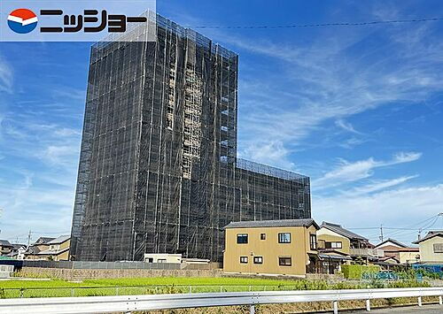 ラヴィエール長島　３０２号室 13階建