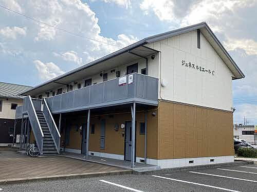 ジュネス・ルミエール　Ｃ棟